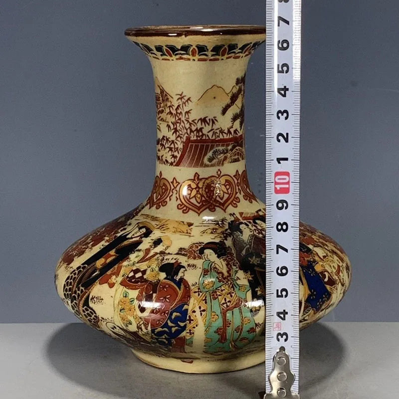 Exquisite Hand-Painted Porcelain Storage Jar – Vintage Collectible Art