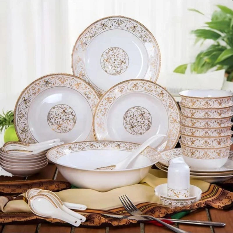 Royal Diraa Gold Dinner Suite.