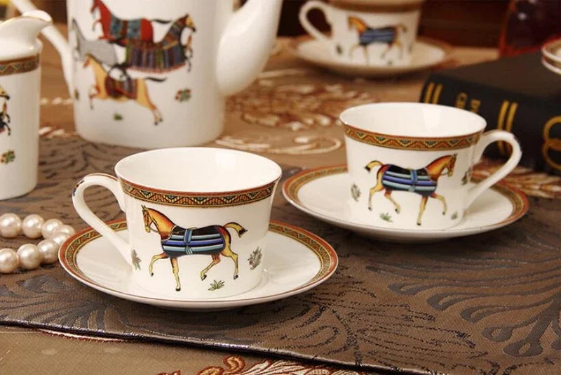 Noble Horse Gold-Rimmed Set.