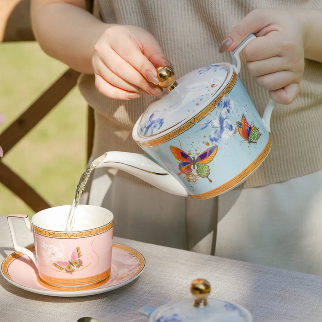 Vintage Royal Tea Collection.