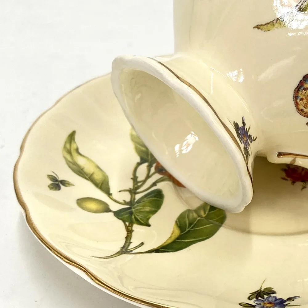 Retro Gold-Trimmed Coffee Cup.