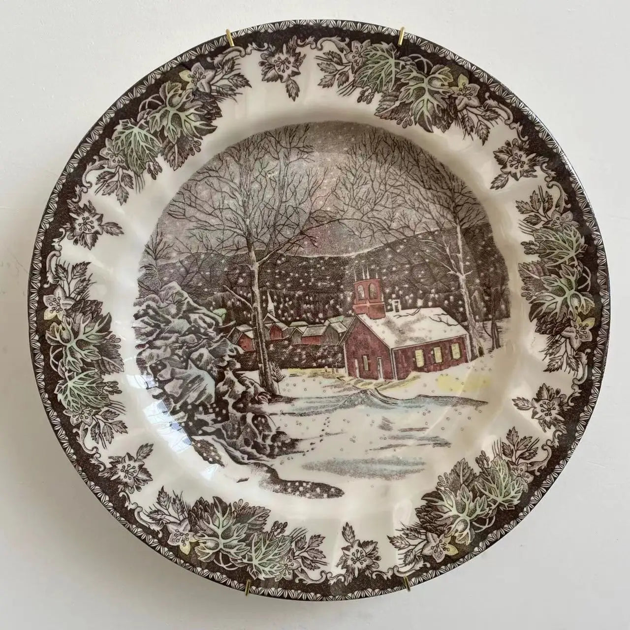 Holiday Manor"  Dinner & Steak Plate