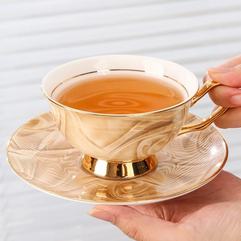 Exquisite Souvenir Cup Set.