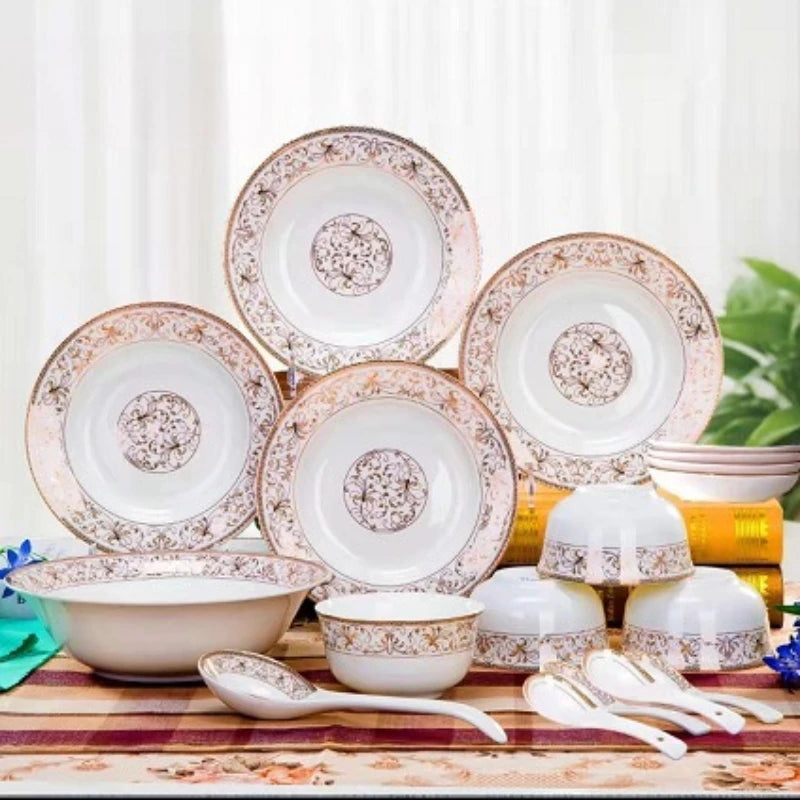 Royal Diraa Gold Dinner Suite.