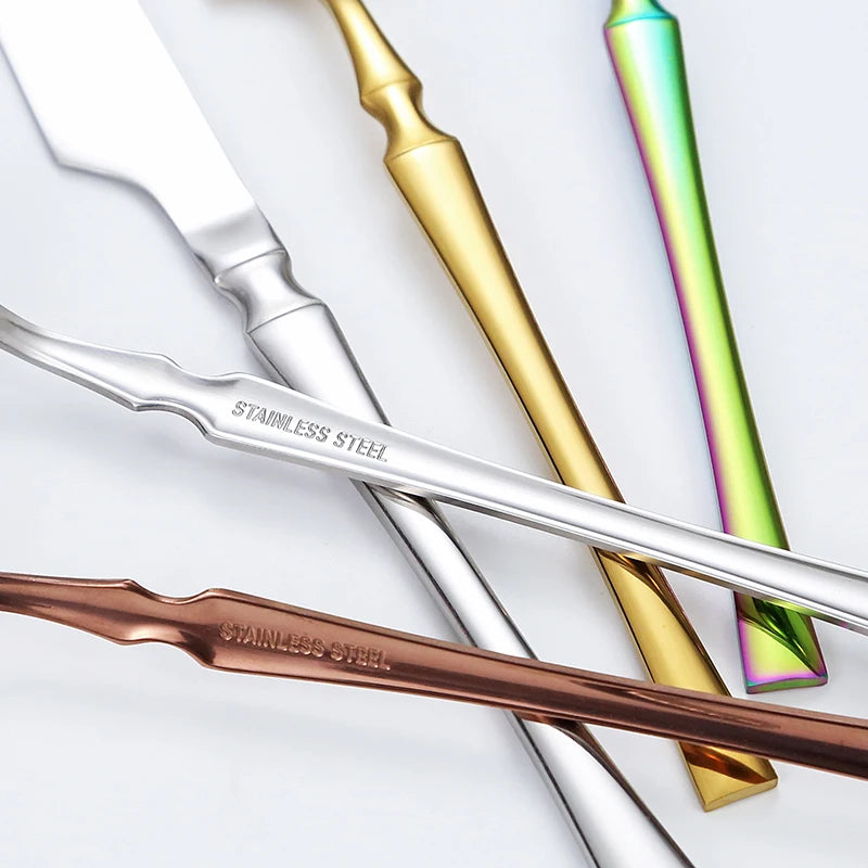 Bright Gold Cutlery Set.