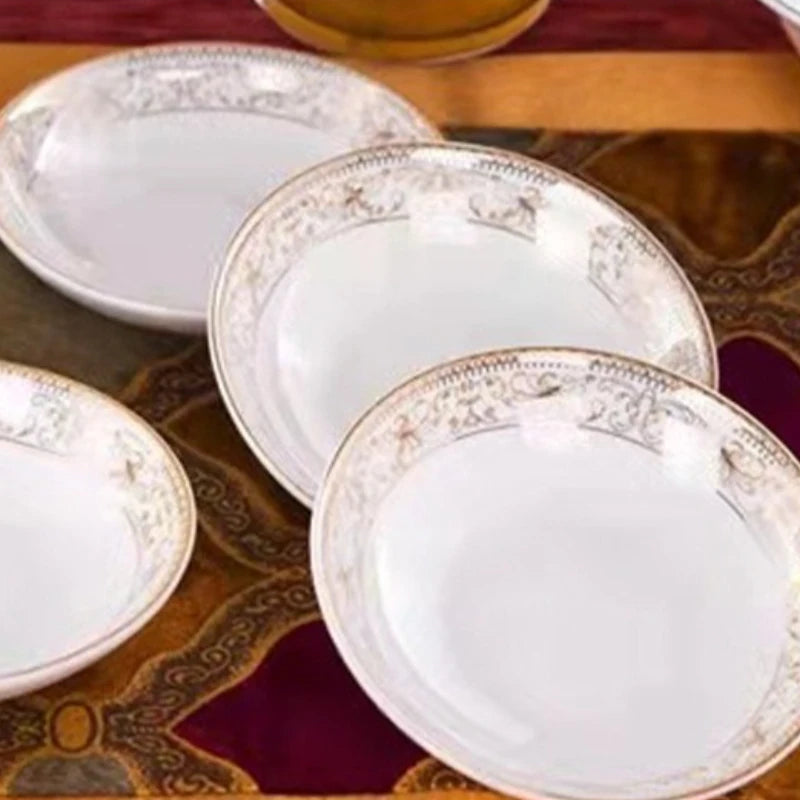 Royal Diraa Gold Dinner Suite.