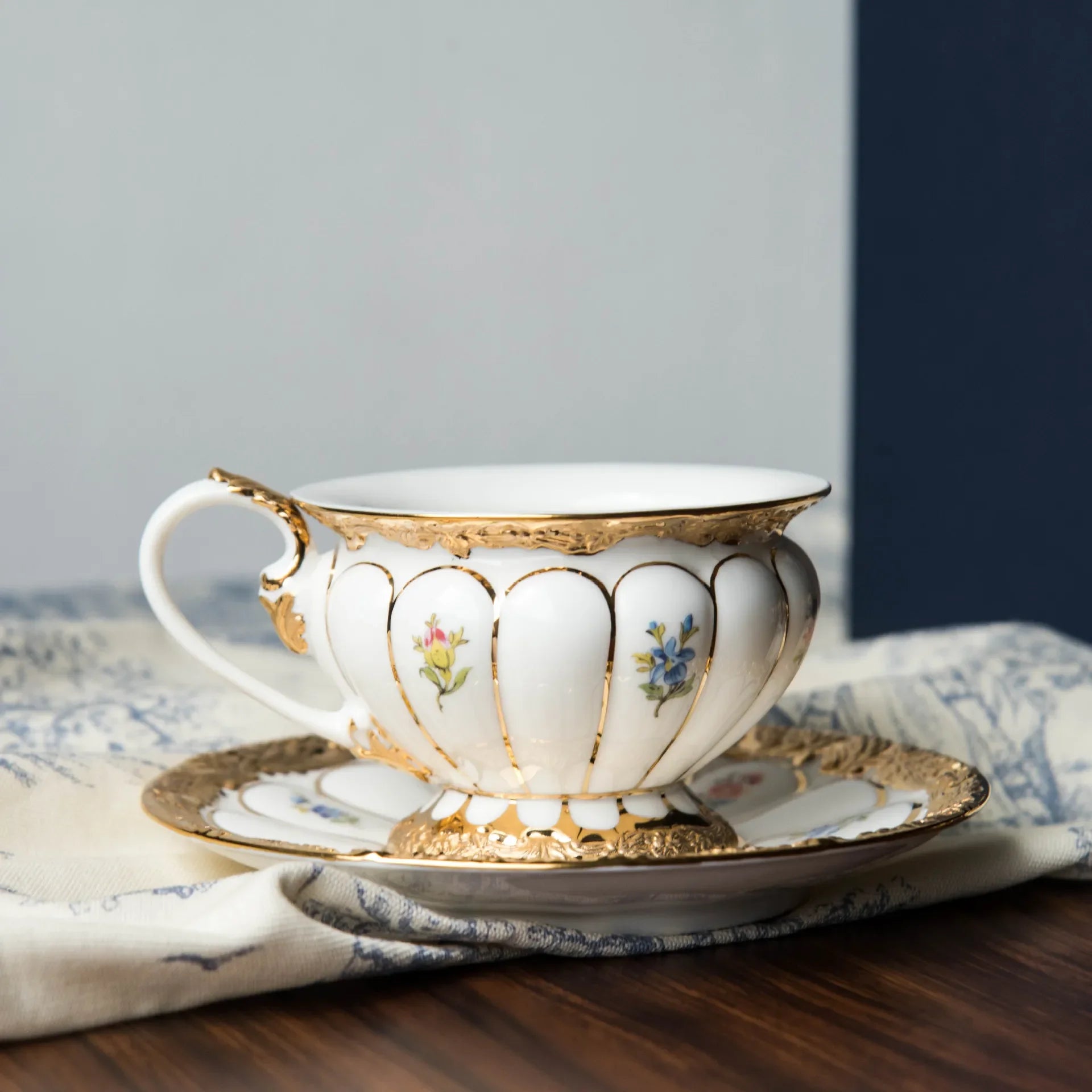 European Court Camellia Mug.