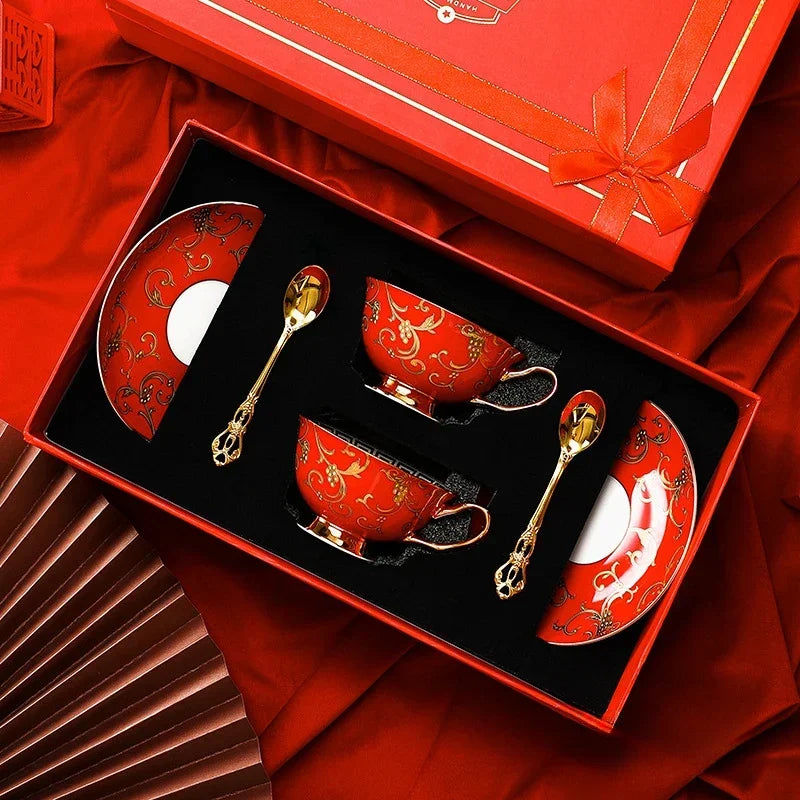 Exquisite Souvenir Cup Set.