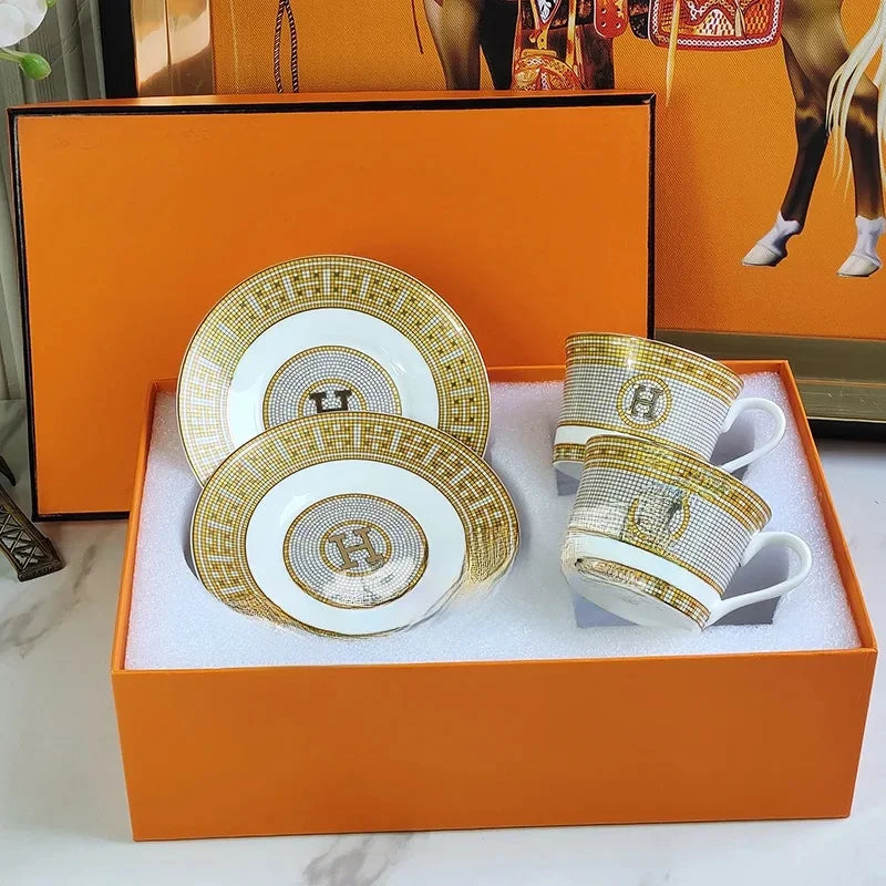 Fashionable European Style Red Tea & Coffee Set (2 Cups + 2 Plates) – Luxury Gift Box