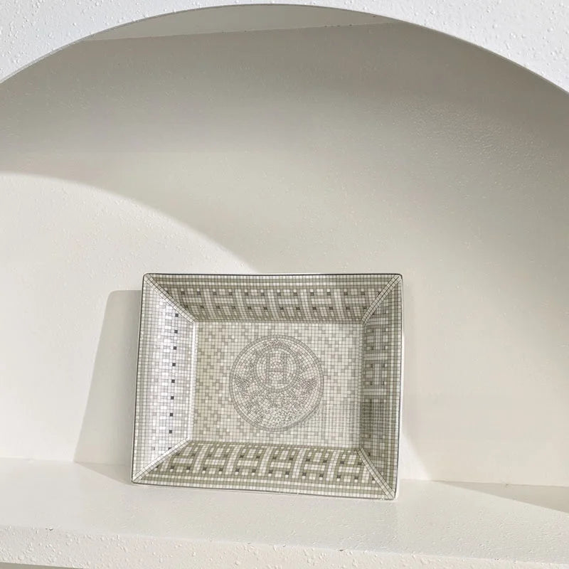 Grey Ceramic Carriage Organizer – European Style Storage Box